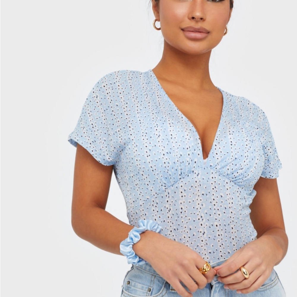 ONLY blue top